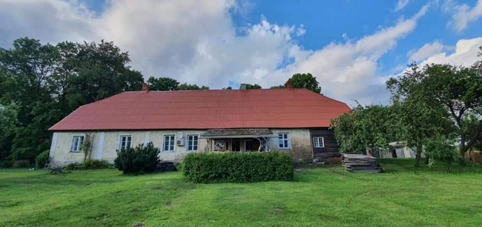 B&B Rando & Kaerdi Juures Oue Lyuganuse Dış mekan fotoğraf