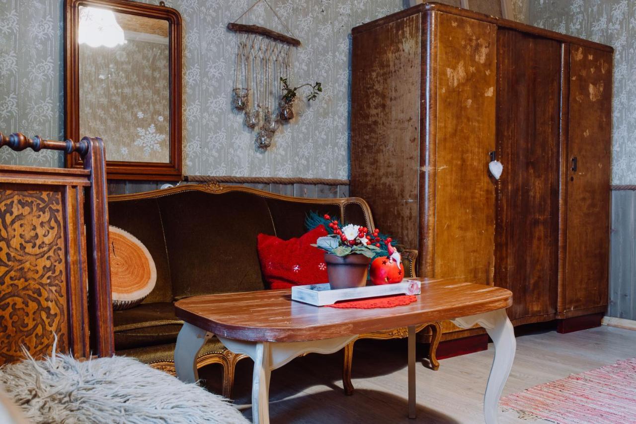 B&B Rando & Kaerdi Juures Oue Lyuganuse Dış mekan fotoğraf