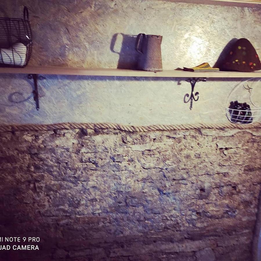 B&B Rando & Kaerdi Juures Oue Lyuganuse Dış mekan fotoğraf