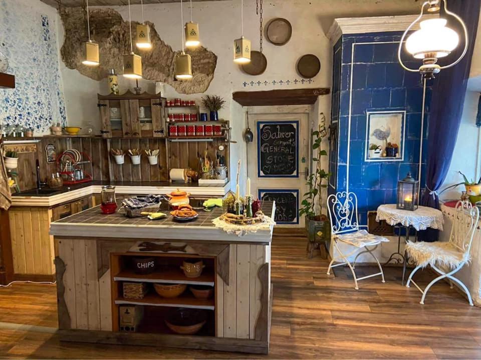 B&B Rando & Kaerdi Juures Oue Lyuganuse Dış mekan fotoğraf